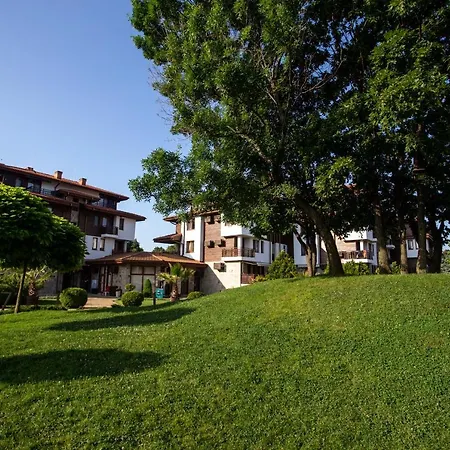 Üdülőközpont Saint Thomas Village 5*